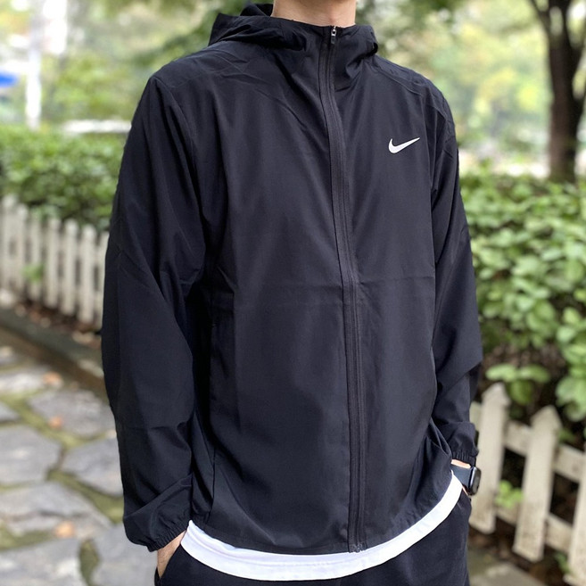 나이키 바람막이 경량 드라이 핏 러닝 자켓 남성 후디 집업 [국내매장판AS]