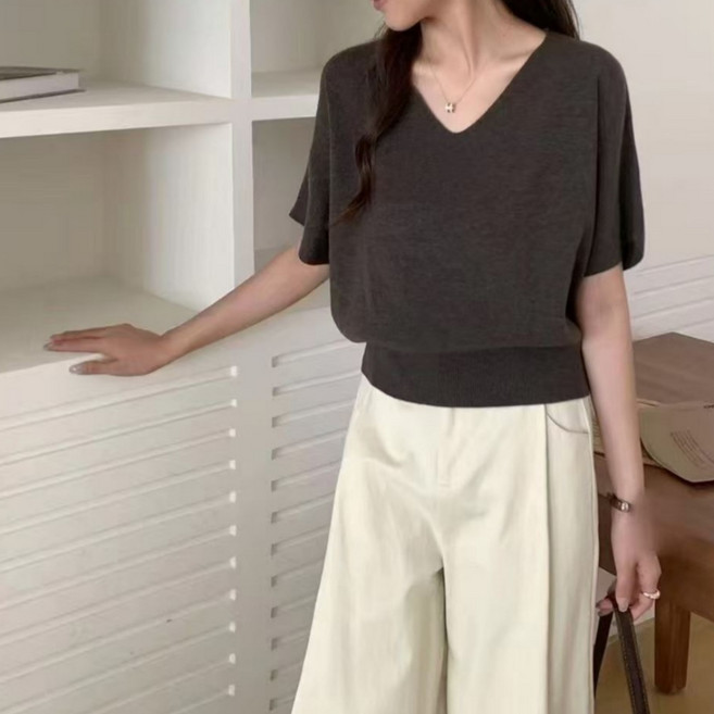 노나네 여성용 브이넥 반팔 니트 간절기 데일리룩