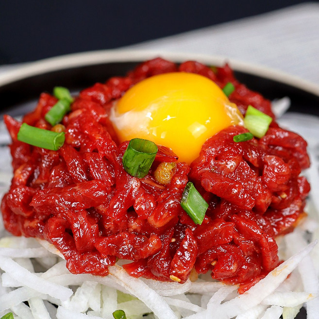 당일작업 한우 암소 1등급 육회 200g+소스포함, 200g, 1개