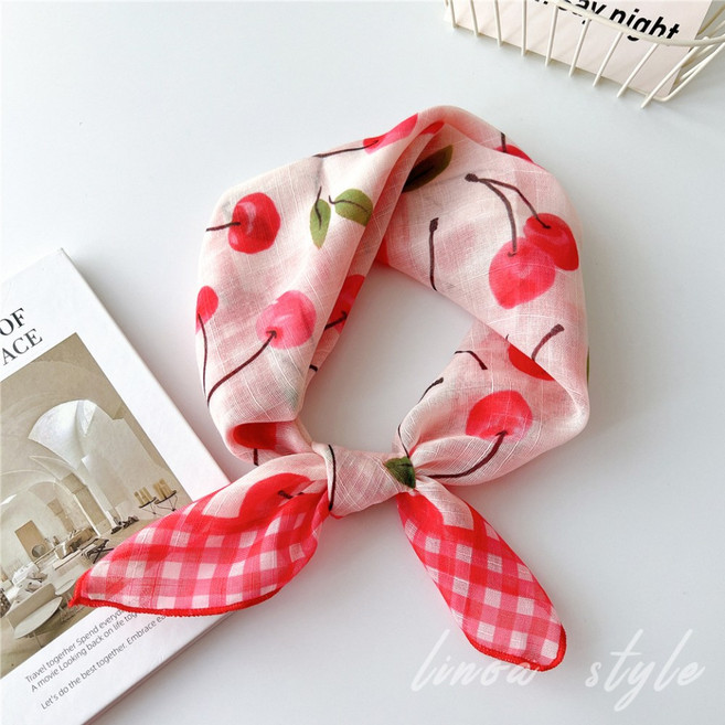 리노아 플라워 삼각 쁘띠 스카프 여름 간절기