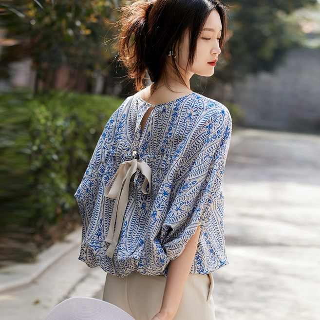 初見 清新時尚百搭 仿桑蠶絲棉 蝙蝠袖後蝴蝶結 襯衫上衣 女