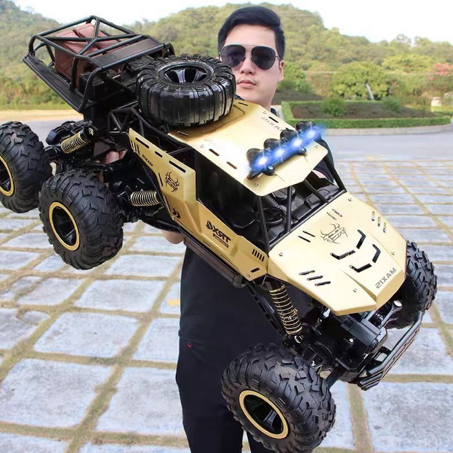 몬스터트럭 입문용 대형 빠른 SUV RC카 오프로드 4륜구동 18 무선조종 자동차 선물, 공식 단일 배터리  자동차 본체를위한 충전식 배터리 세, 골드 46cm 사륜구동 + 리모컨