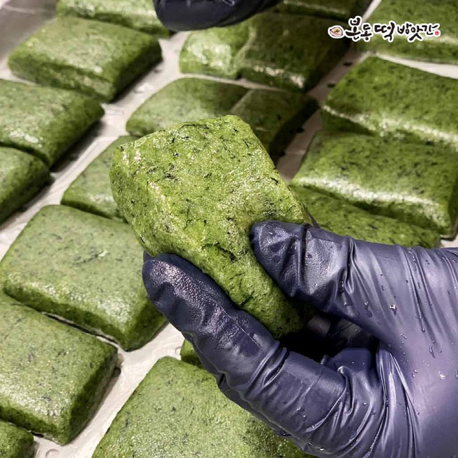 본동떡방앗간 해풍맞은 진도참쑥 쑥찰떡 1kg+수제 콩고물100g / 앙꼬쑥찰떡 1kg [택1], 1세트