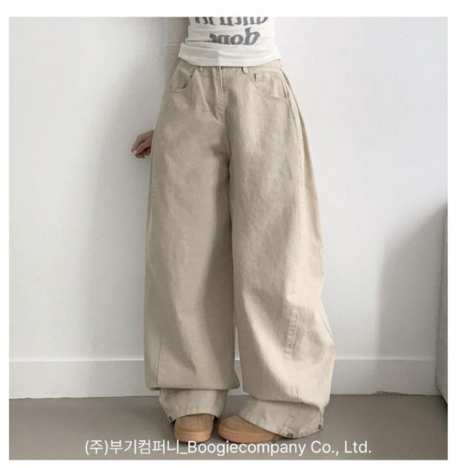 부기샵 베러 사이드 핀턱 밑단 스냅 비조버튼 코튼 와이드핏 롱팬츠