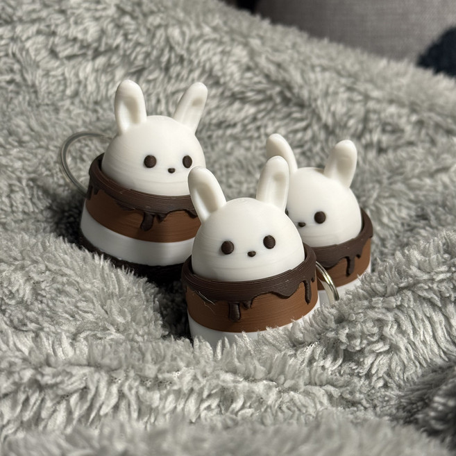여백공방 토끼 케이크 클리커 키링