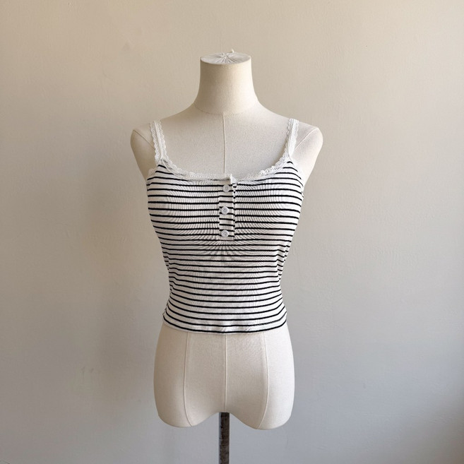 Twenty 蕾絲舒適穿搭--蕾絲肩條紋含杯棉質小可愛 2506001