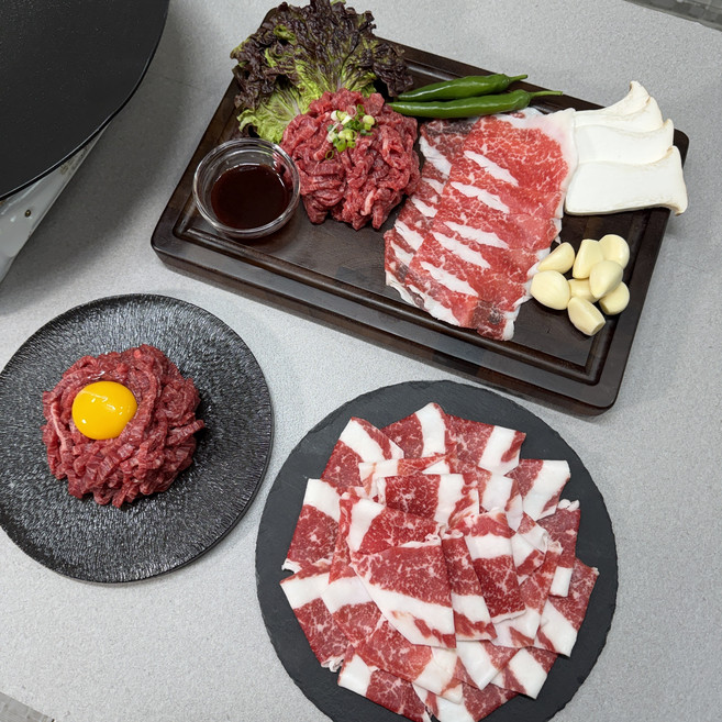 횡성한우 차돌육회쌈 400g 한우육회 특수부위 한끼식사 홈파티 초신선 소고기, 1개