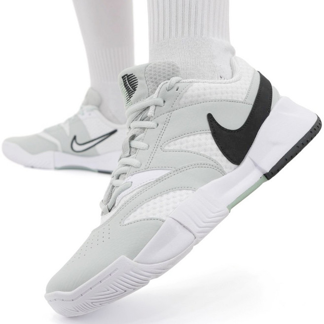 나이키 남성 테니스화 올코트용 통기성 좋은 메쉬 코트화 입문 연습 훈련화 가성비 테니스 운동화 하드코트 클레이코트 모든 코트용 테니스 신발 내구성 좋은 배드민턴 운동화