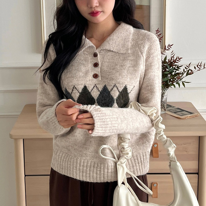 [디아미뇽] 캐빈 아가일 카라넥 긴팔 니트