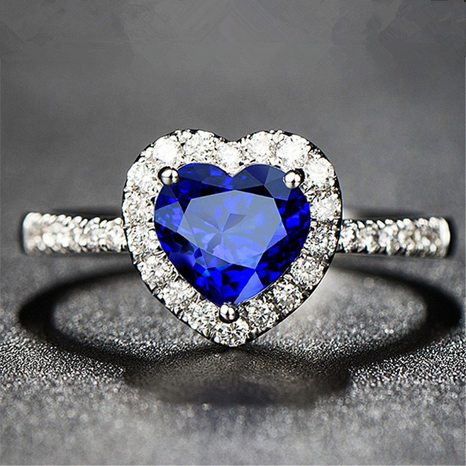 【아침 햇살】Aliexpress 베스트 셀러 유럽과 미국 실버 도금 보석 로얄 블루 하트 사파이어 반지 여성 다채로운 보석 반지