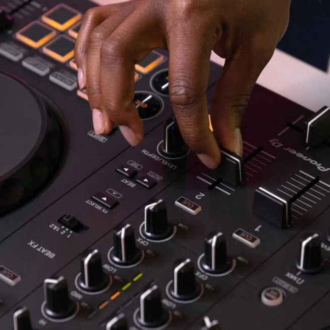 Pioneer DDJ-FLX4 디제이 컨트롤러 디제잉장비, 상세페이지 참고