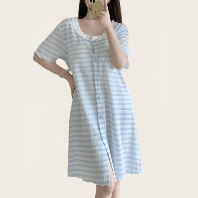 Makone 여성 라운드 네크라인 레이스트리밍 패드 일체형 잠옷 원피스 스트라이프 루즈핏 홈웨어 캐주얼 데일리