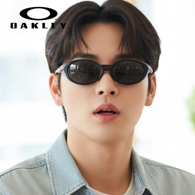 오클리 선글라스 아이자켓 리덕스 OO9438-01 고프코어룩 밀리터리 덱스 로꼬 착용 Eyejacket Redux OO9438-0158
