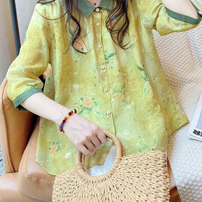 ROYALBELLE 여성 플라워 루즈핏 배색 카라 반팔 셔츠 루즈핏 5부소매 블라우스 E0041310