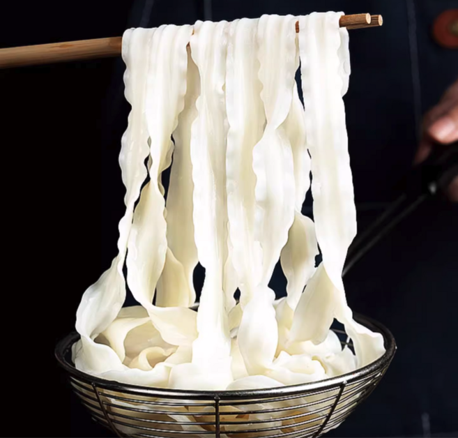 햇볕에 건조한 쫄깃한 웨이브 칼국수 비빔면 볶음면 도삭면 유포면 80g, 20개