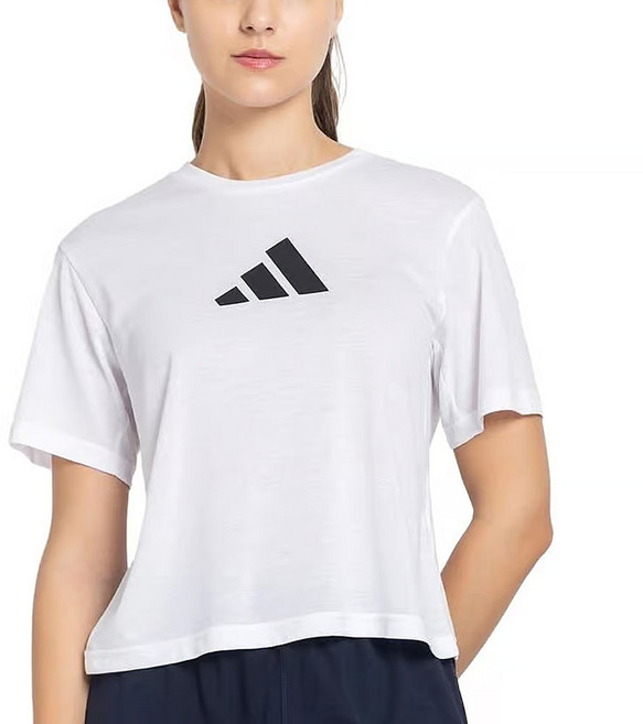 아디다스 여성 티셔츠 편안한 착용감의 반팔티 데일리 로고 반팔티셔츠 스포츠 피트니스 웨어 숏슬리브 헬스 러닝 운동복 상의 흰색