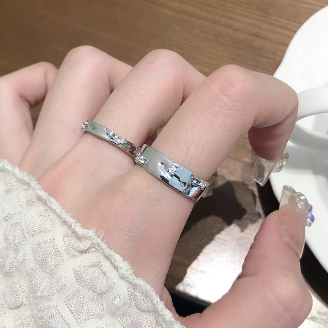 모아띵스 변색없는 큐빅 세팅 레이어드 오픈 링 반지 세트