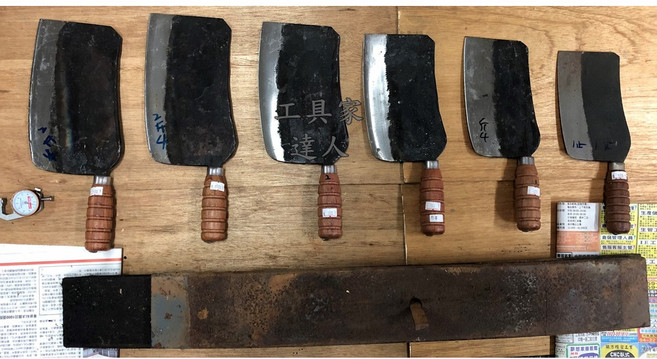 工具家達人 台灣製 手工鍛打 職業用 剁骨刀 大骨刀 豬骨刀 排骨刀 殺豬刀 山豬刀 剁刀, 1個, 大骨剁刀斤半