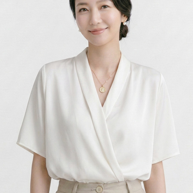 나바바 NB3086 여성 깔끔 세련미 오피스 브이넥 반팔 블라우스