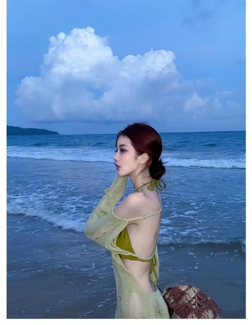 無品牌 綠色針織破洞比基尼長袖防曬罩衫, 綠色泳衣加綠罩衫,L