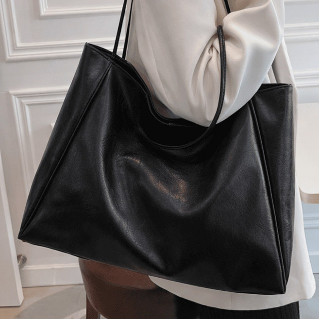 클랩비 어깨편한 가벼운 대용량 여성 숄더백 토트백