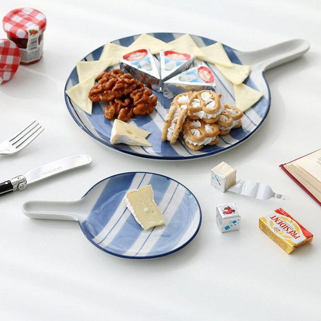 2종 손잡이 브런치 플레이팅 그릇 2P세트 토스트접시 빵그릇 돈까스접시 수육접시 회접시 피자접시 소스접시 홈 카페 앞접시 개인접시 집들이 선물 파티그릇, 02.파란줄플레이트 세트, 1개