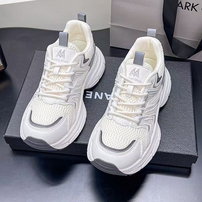 봄 여름 통기 편안하고 부드러운 망면 초경량 운동화