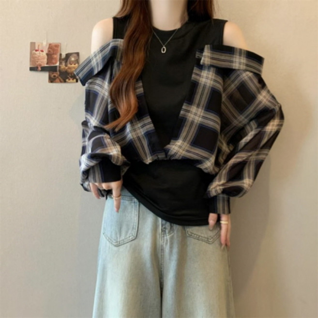 뉴욕멋쟁이 레이 오프숄더 체크 블라우스 (55~88사이즈까지)