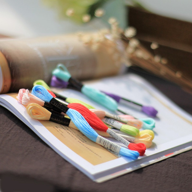 COSMO 繡線套組，十字繡與刺繡適用, 1個