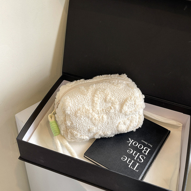 샤샤벨 플러쉬 뽀글이 하트 화장품 파우치 여성 대용량 수납 가방