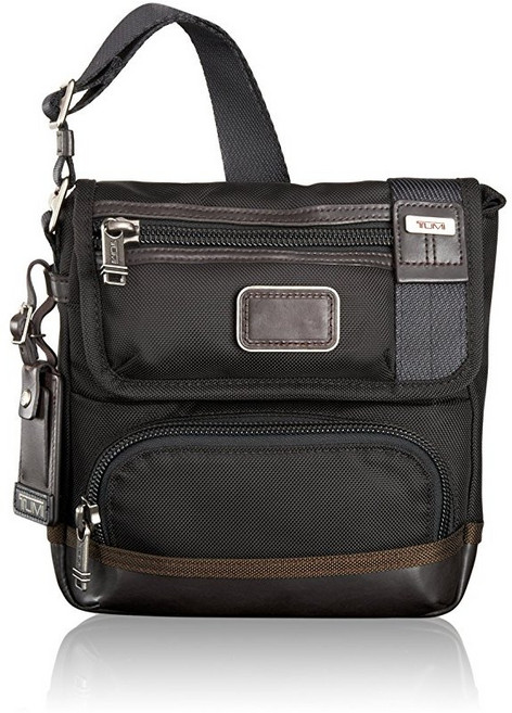 9위 - 투미(TUMI) 222306 블랙 나일론 가죽 세로형 크로스백 이중 지퍼포켓 하단 가죽 테두리 조절식 어깨끈