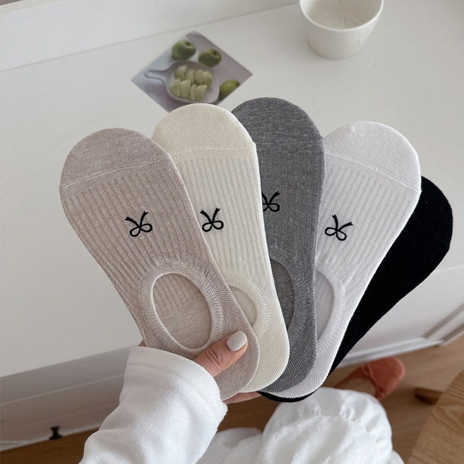 Banjiwu 여성 양말 리본 봄여름 페이크삭스 양말 단목 양말 실내 양말 고무 모조 양말 덧신 운동 미끄럼방지 5족 세트
