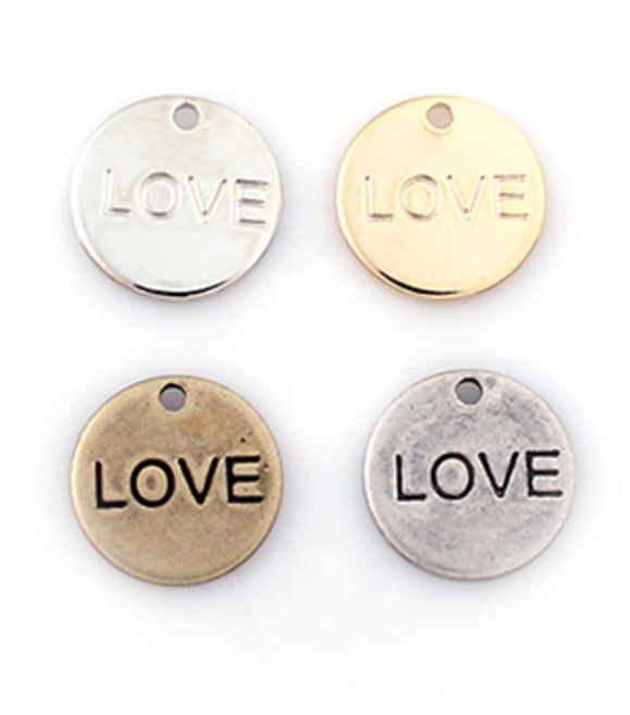 비즈아이 [7070-03]태그펜던트 LOVE/러브 9mm 1개