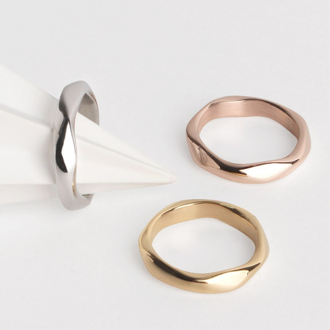 VARAM 노바니아 반지 써지컬 316L 스틸