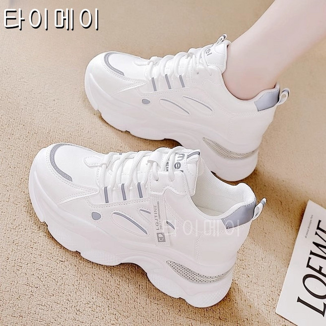 봄 편안 소프트 바닥 미끄럼 방지 캐주얼 백합 패션 편안 스포츠 캐주얼 신발 속 키 높이 여자 신발 일상 아버지 신발 여자 운동화 여자