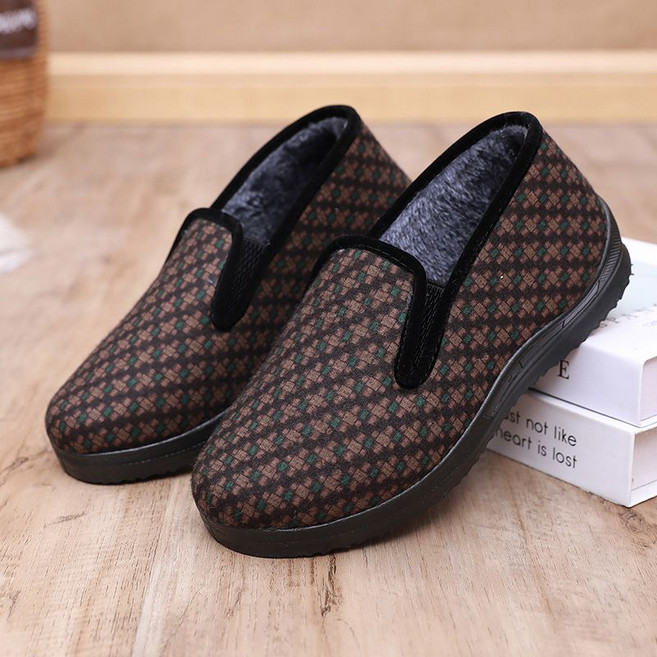 메인워크 중장년여성 털신발 미끄럼방지 가을 겨울 키높이 보온 기모 엄마방한화 캐주얼 할머니 발편안 털 운동화