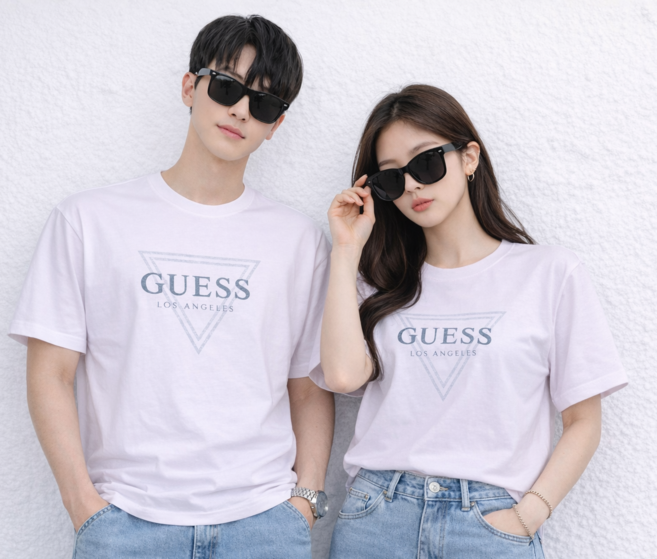 GUESS 게스 성인 반팔티셔츠