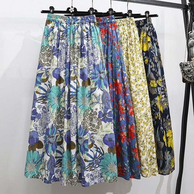 여성 a라인 잔꽃 플레어 롱스커트 봄 여름 여행 중년여성 엄마옷 40대 50대 휴양지룩 비치 밴딩 스커트