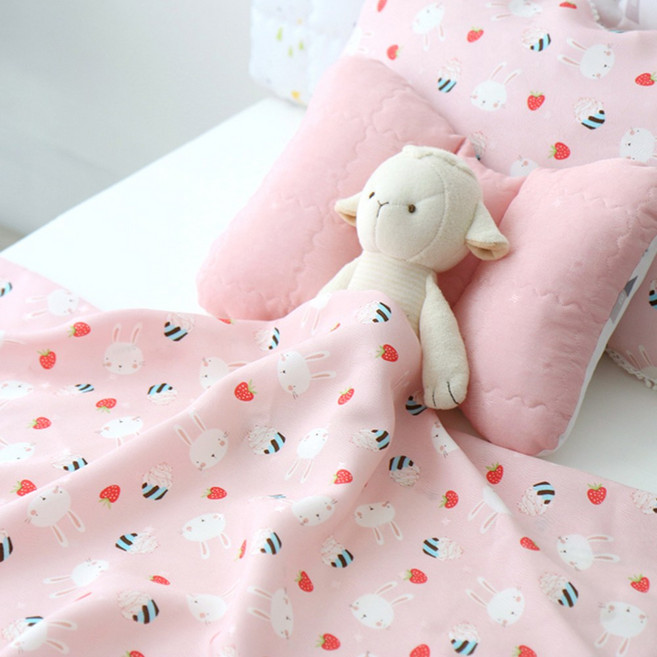 러빈뉴 아기 유아 여름 인견 블랭킷 홑이불 애니벌 무지 스트라이프, 34딸기토끼