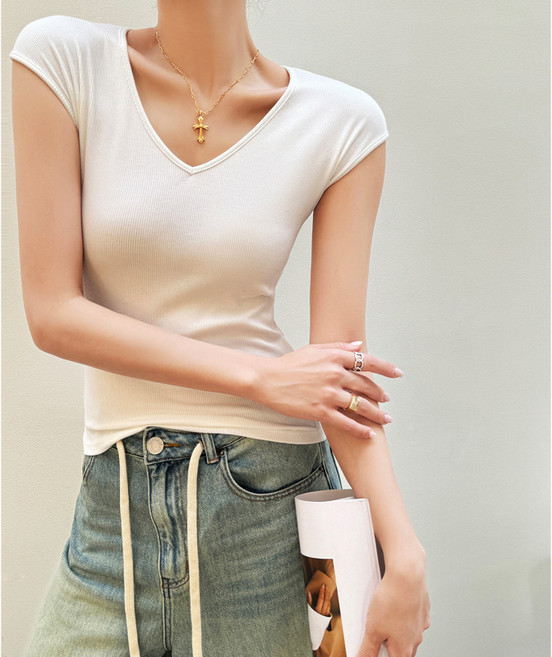 아인리 브이넥 슬림 민소매 티셔츠 ay4101