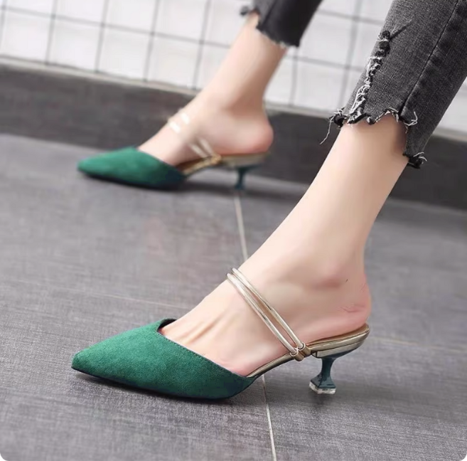 쌍천 세미 슬리퍼 분위기에 봄여름 올오버 샌들녀 스틸레토 힐 투웨이 샌들 Y25101123