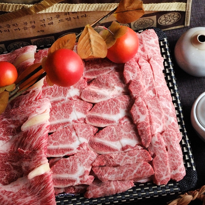 1++ 한우선물세트 꽃등심 갈비 3.4kg 투뿔 소고기 구이, 1개
