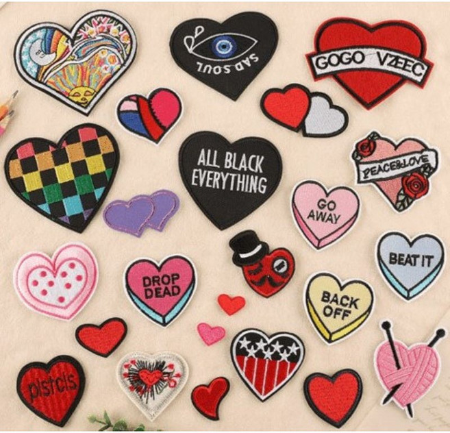 더하우스마켓 하트로고 와펜 22개 세트 자수 유니폼 꾸미기 열접착 옷스티커 의류 리폼 아플리케 패치, 1개