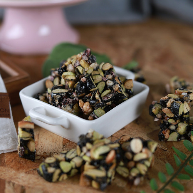 [별땅한과] 검은콩강정 250g 국산 검은콩 바삭한 수제 영양간식, 1개