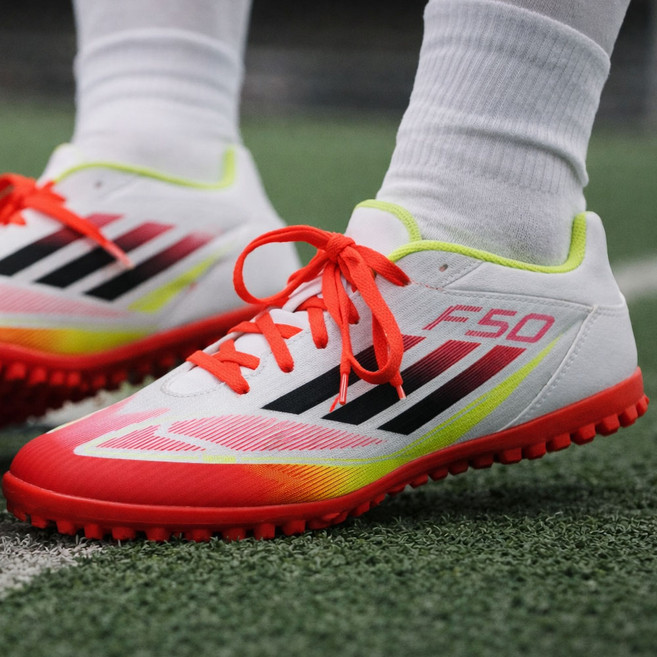 아디다스 남성 풋살화 IE1225 F50 클럽 TF 연습용 경기용
