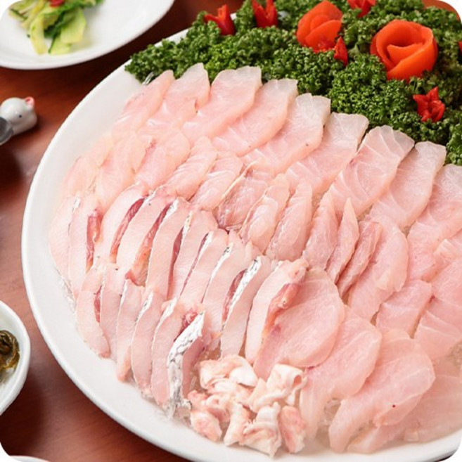 아빠가고른 민어회 당일경매 자연산 100% 신안 고급 민어회 껍질 부레 포함, 1개, 모듬3~4인분(500g)