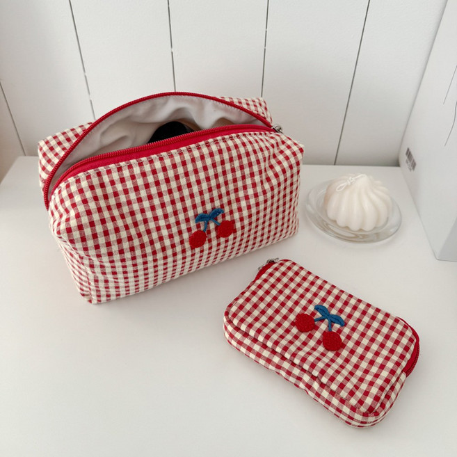 에브리테일 레드 체리 화장품 파우치