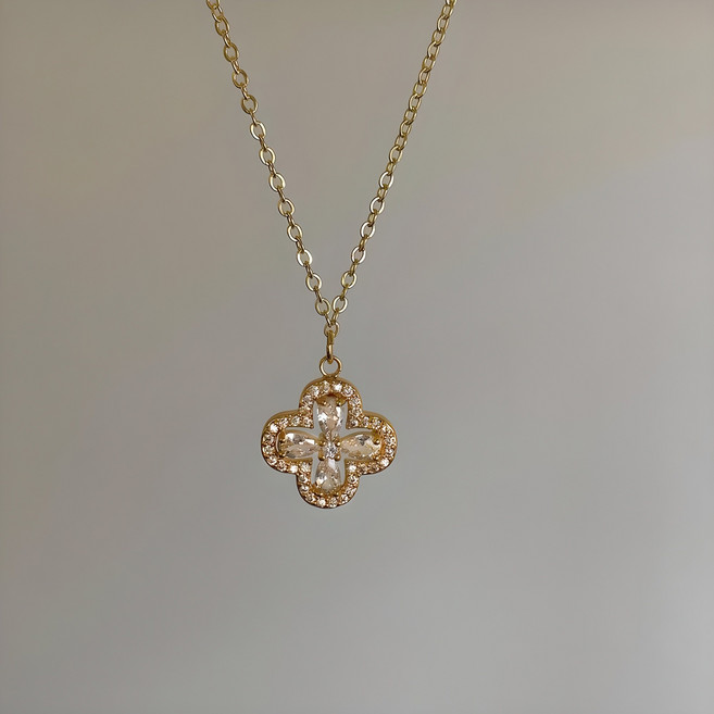 모모조조 행운 소원 네잎클로버 티타늄 큐빅 목걸이