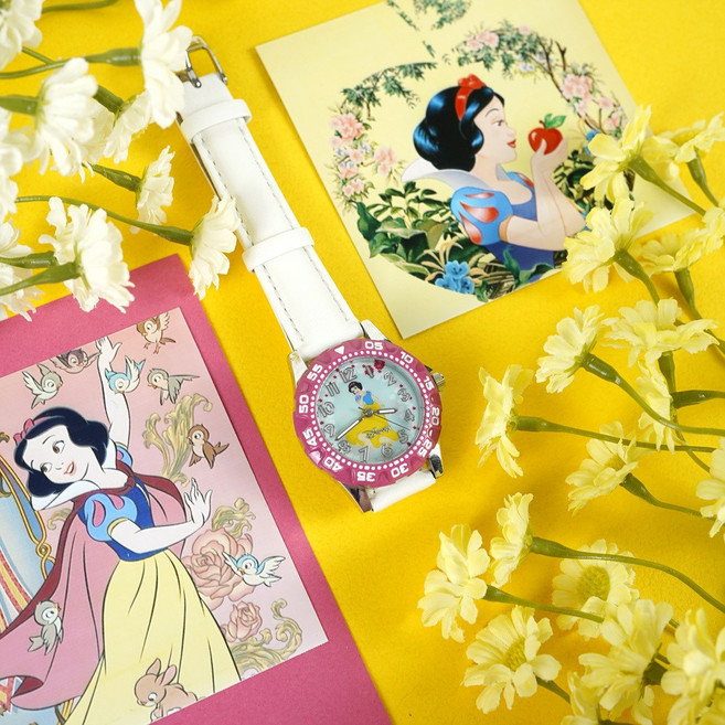 디즈니 백설공주 공주 캐릭터 어린이 초등학생 화이트 손목시계