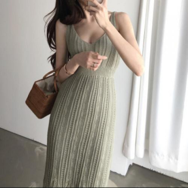 뉴욕멋쟁이 국내배송 시츠 니트 민소매 롱원피스 나시 브이넥 펀칭원피스